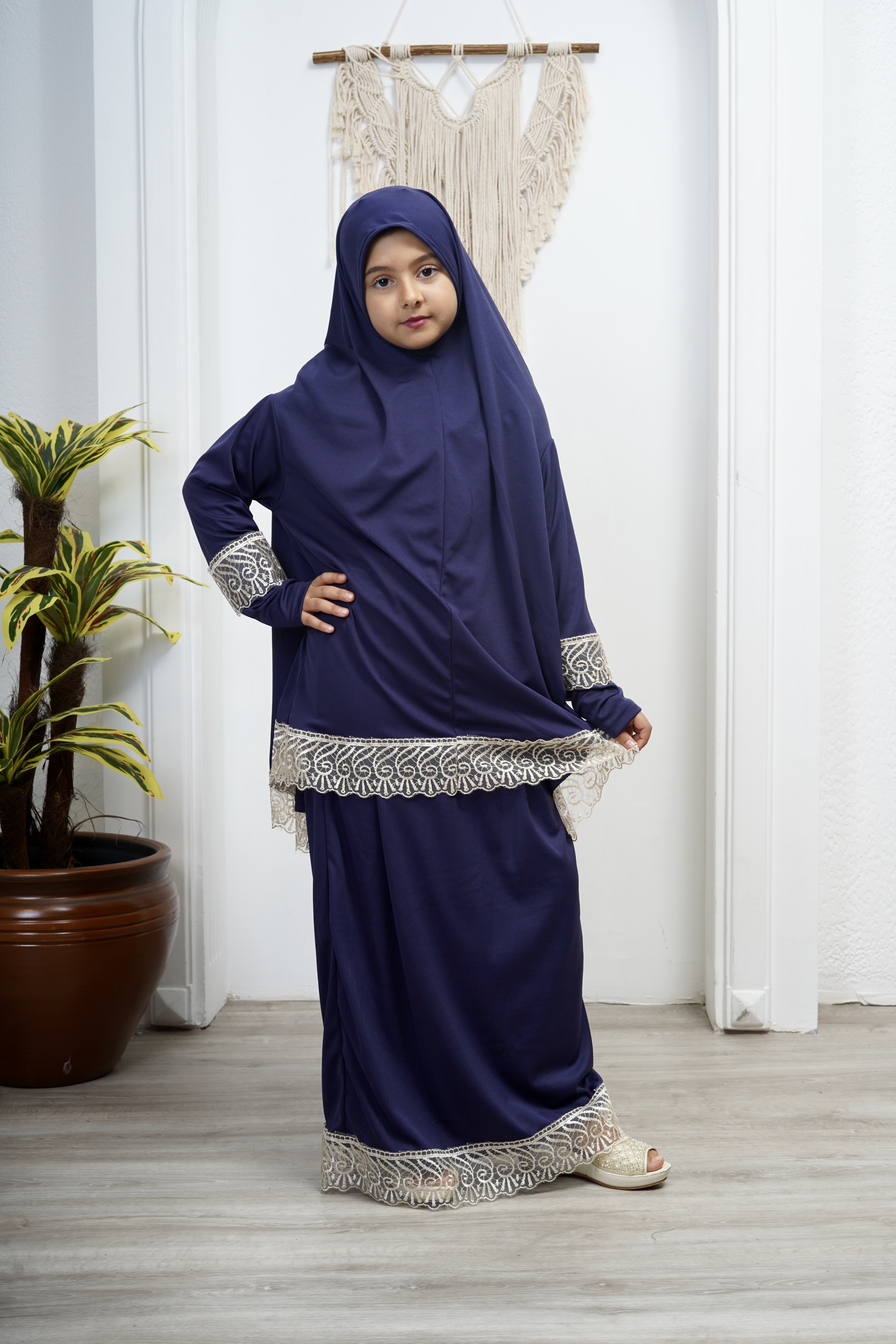 Çocuk Genç başörtülü etekli namaz elbisesi