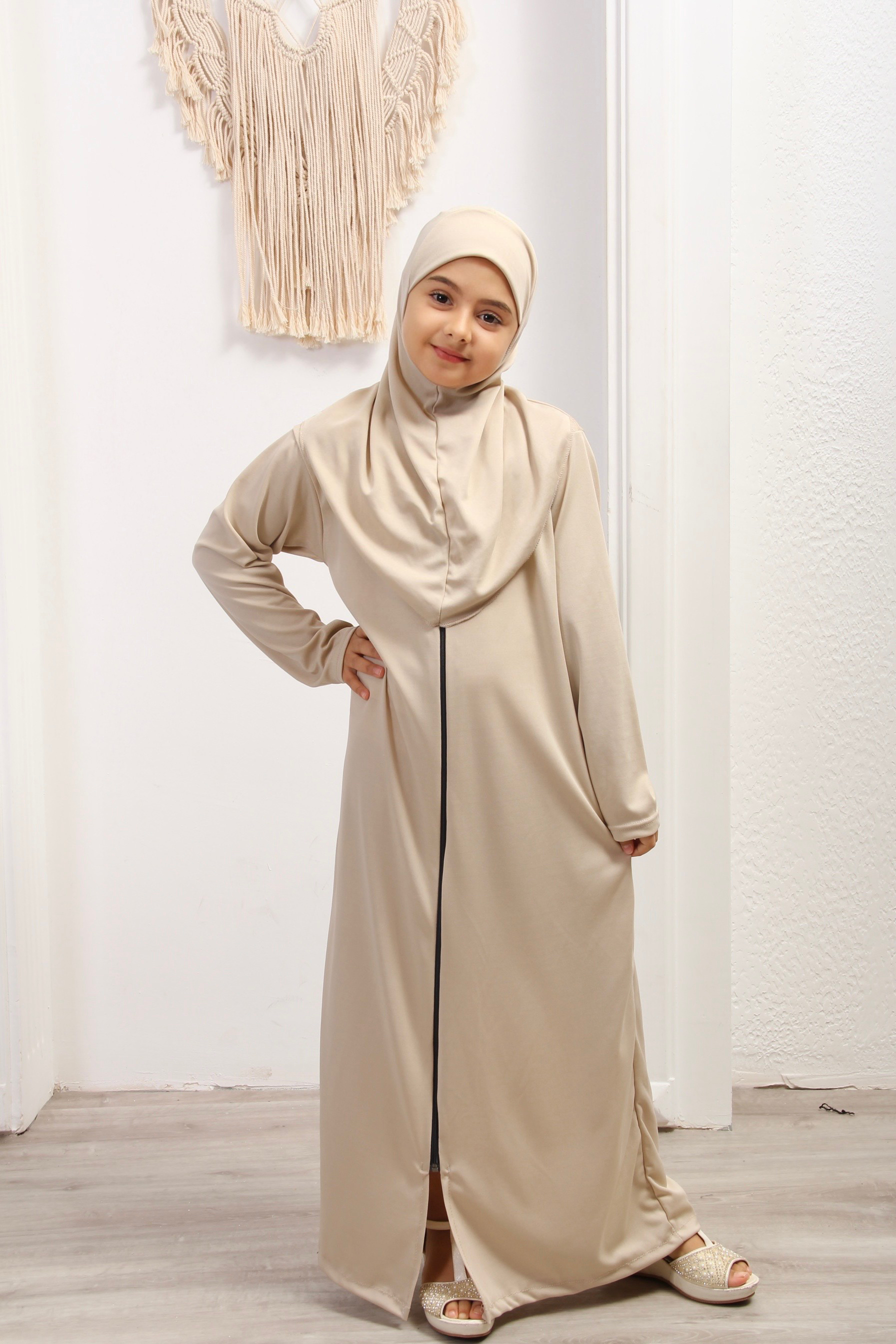 Çocuk fermuarlı başörtülü namazlık